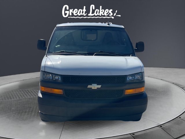 Used 2018 Chevrolet Express 2500 RWD image 8