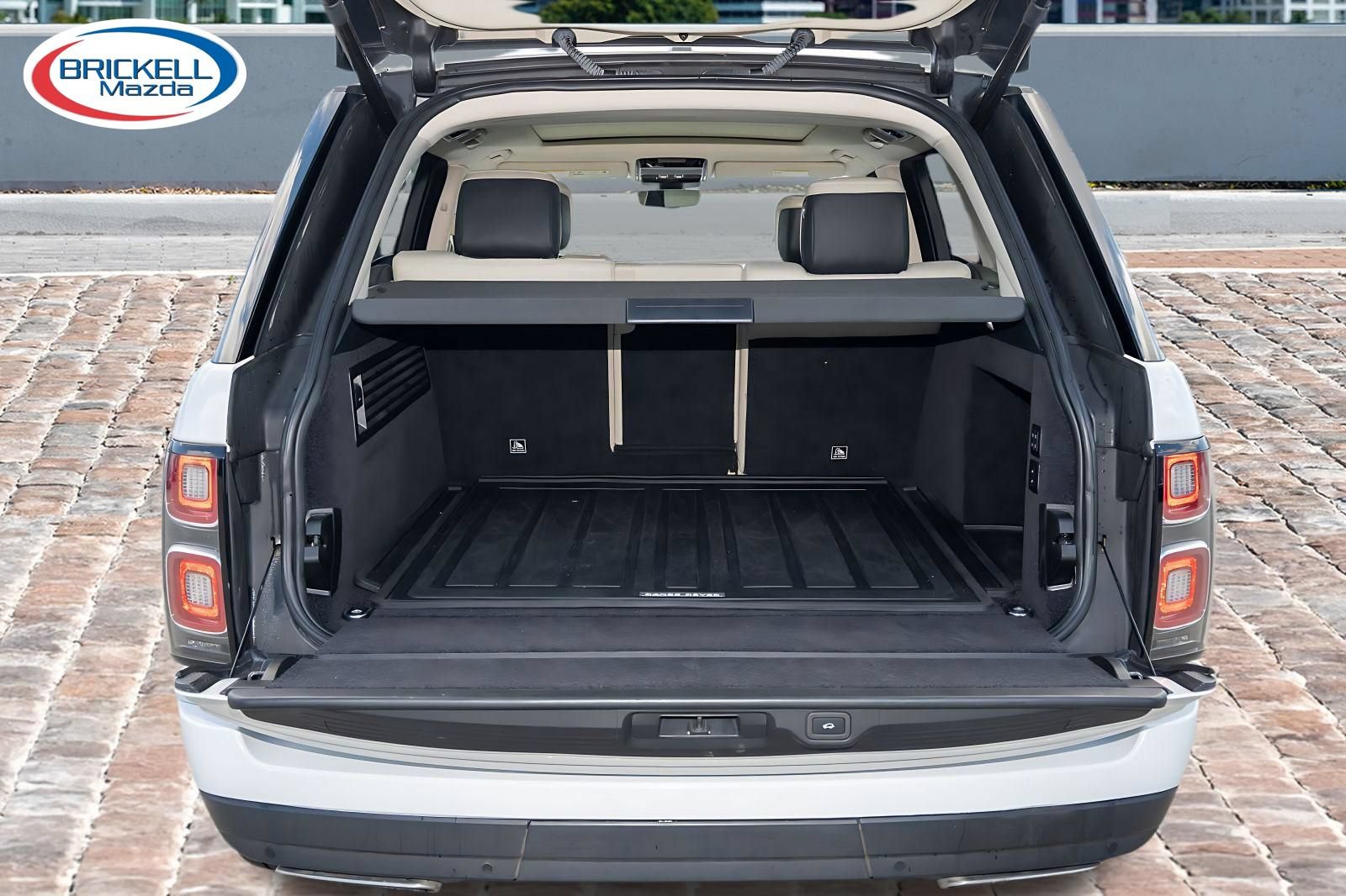 Used 2018 Land Rover Range Rover Supercharged AWD/4WD image 13