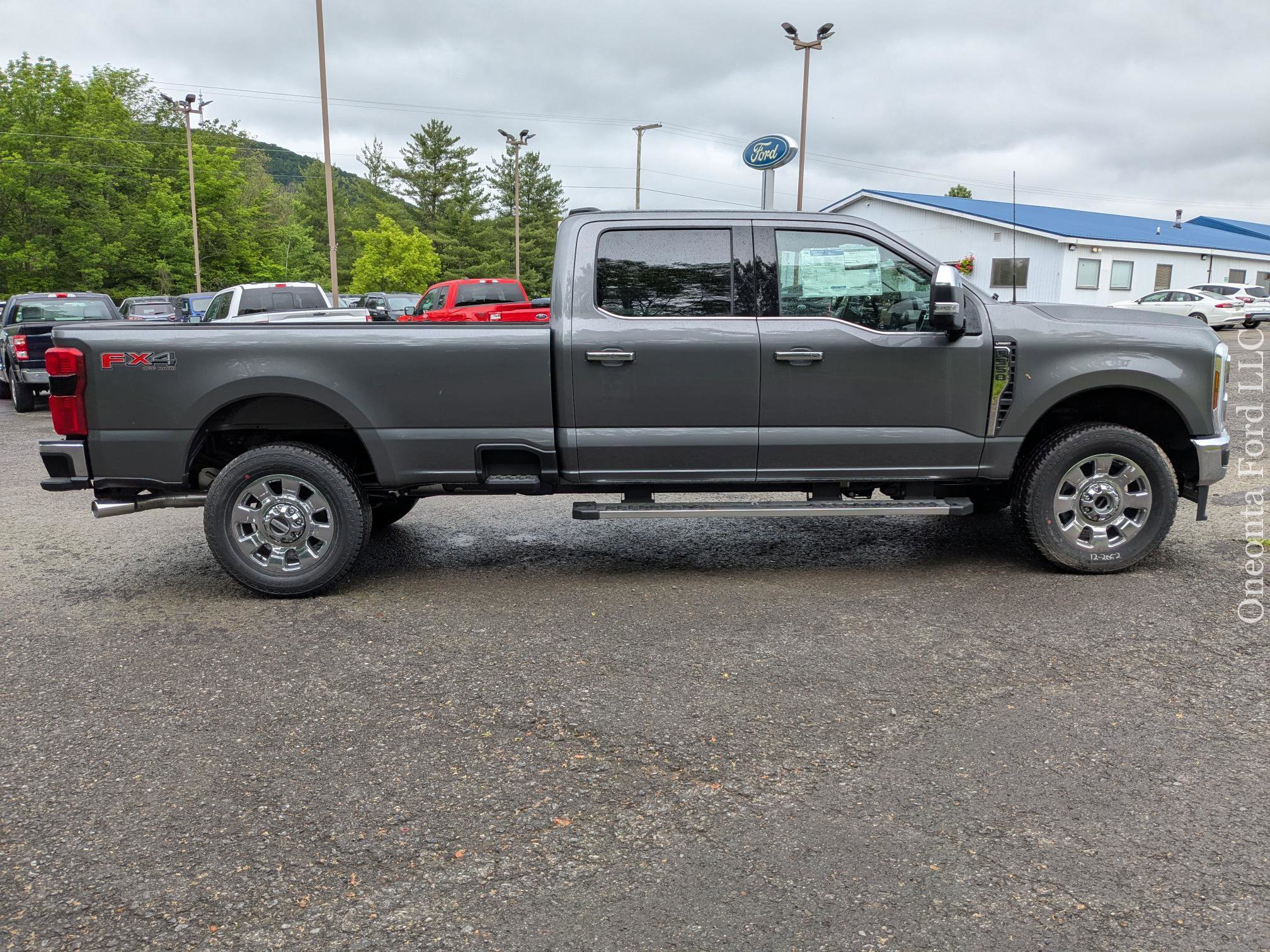 New 2025 Ford F350 Lariat w/ Chrome Package image 6