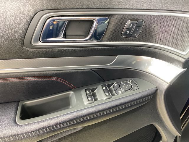 Used 2017 Ford Explorer Sport AWD/4WD image 13