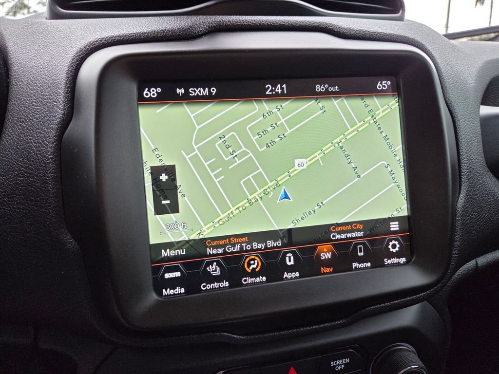 Used 2022 Jeep Renegade Trailhawk AWD/4WD image 23