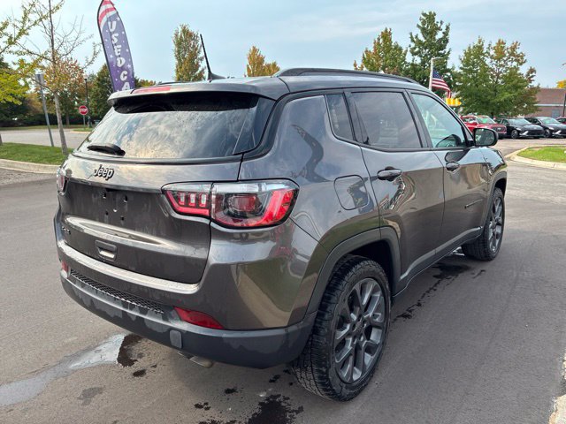 Used 2021 Jeep Compass Latitude AWD/4WD image 3
