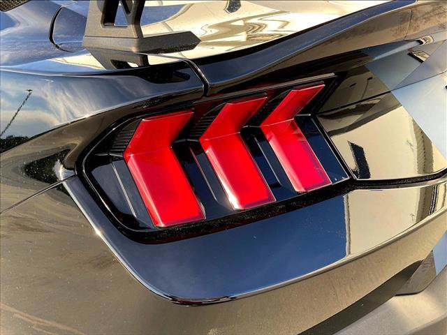 Used 2025 Ford Mustang GT Premium w/ GT Performance Package RWD image 30