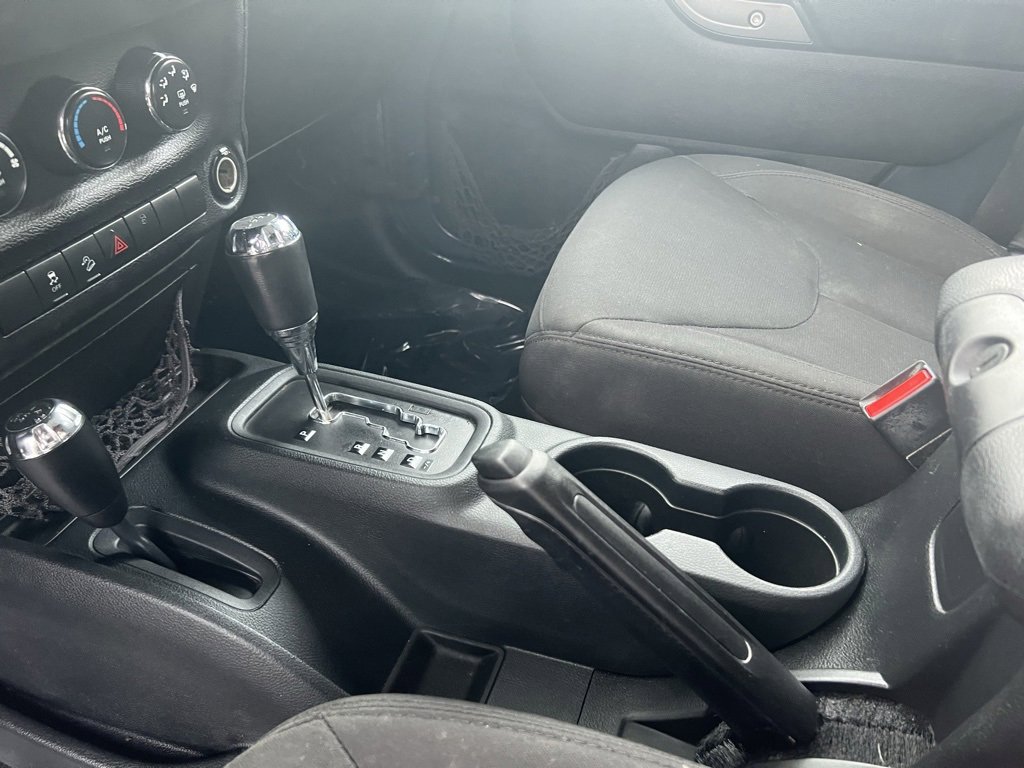 Used 2016 Jeep Wrangler Unlimited Sport w/ Power Convenience Group image 25