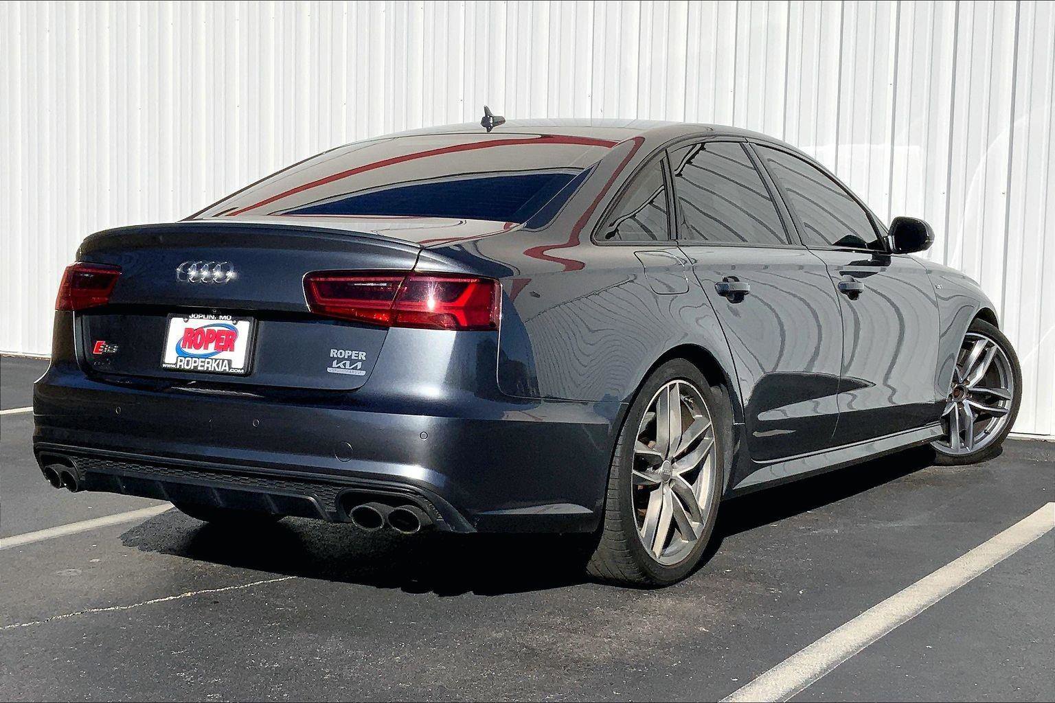 Used 2016 Audi S6 Prestige w/ Prestige Package image 10
