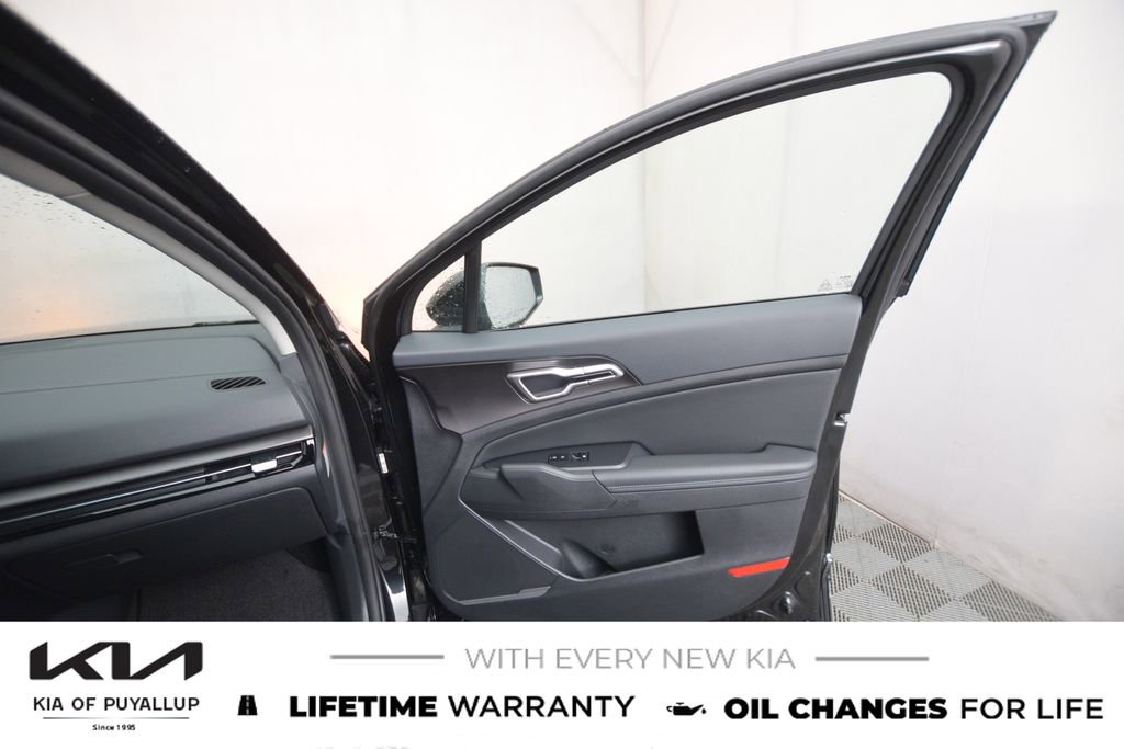 New 2026 Kia Sportage EX image 15