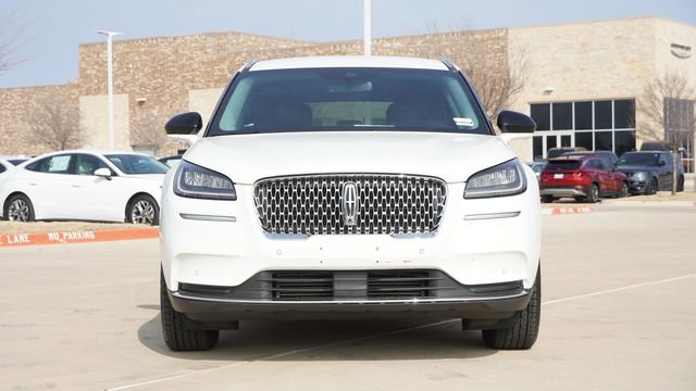 Used 2022 Lincoln Corsair AWD w/ Equipment Group 101A image 2