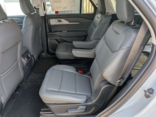 New 2026 Ford Explorer Active w/ Active Comfort Package image 12