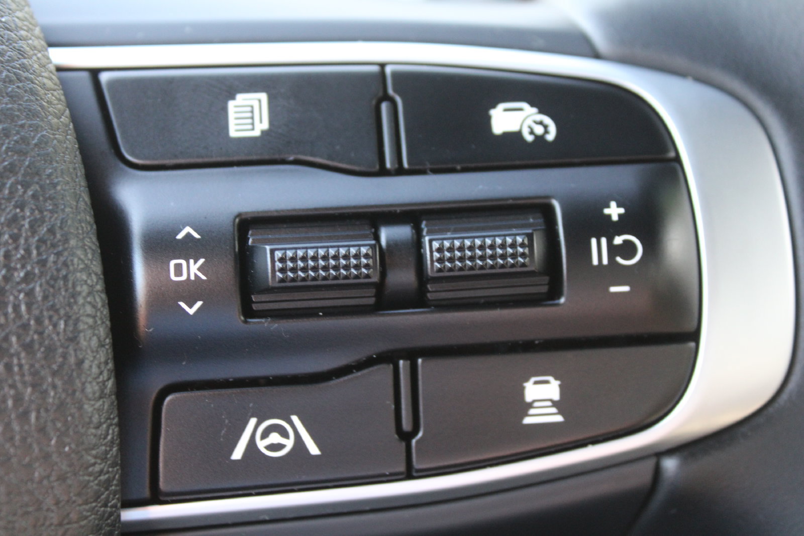 Certified 2026 Kia K5 GT-Line FWD image 30