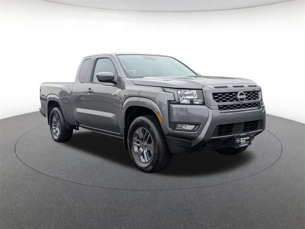 Used 2025 Nissan Frontier SV w/ SV Convenience Package image 3