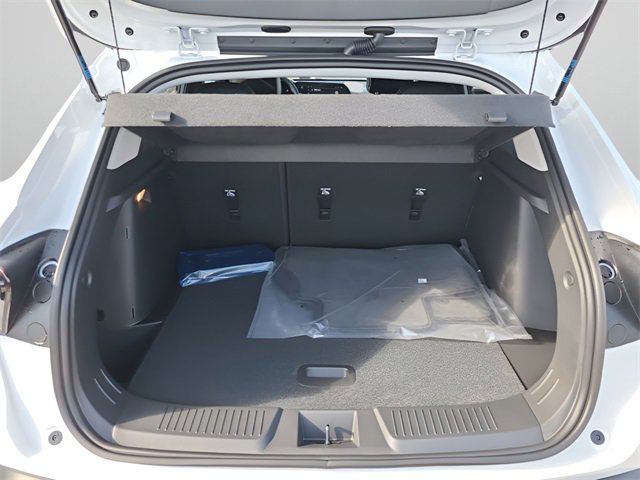 New 2026 Chevrolet Trax LT w/ Driver Confidence Package image 9