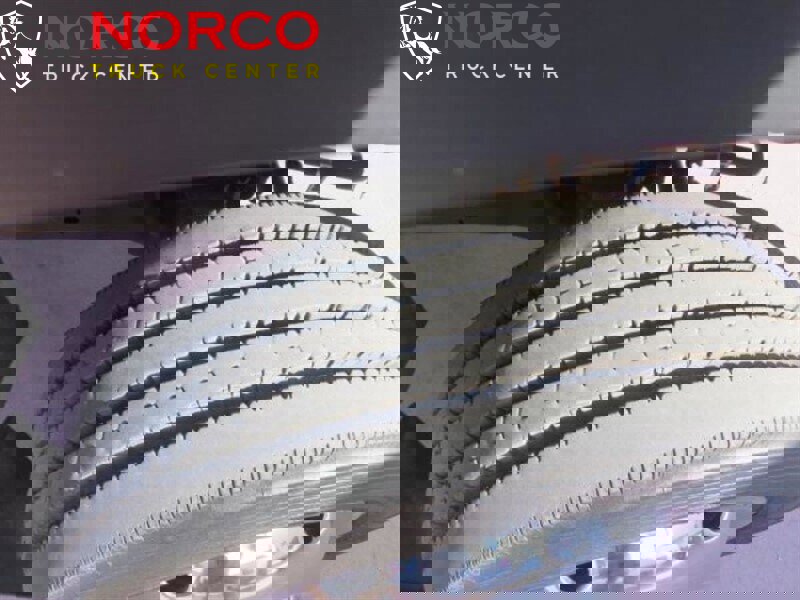 Used 2008 Ford F550 2WD Super Cab Super Duty image 3