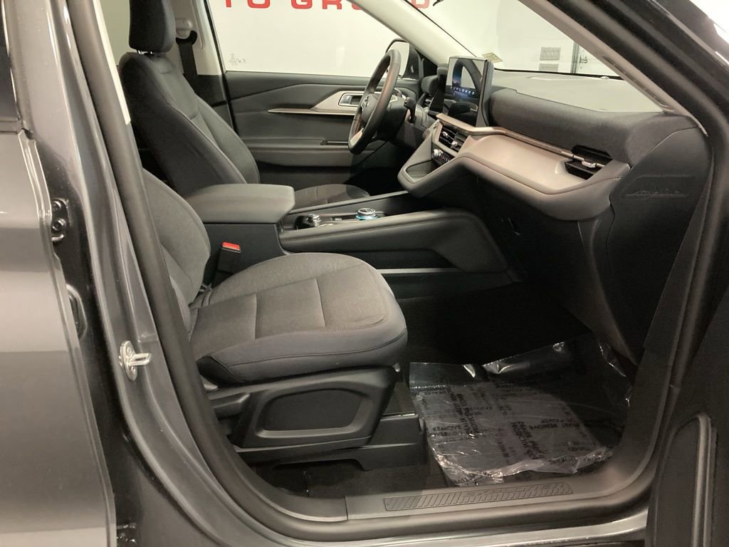 New 2026 Ford Explorer Active image 43