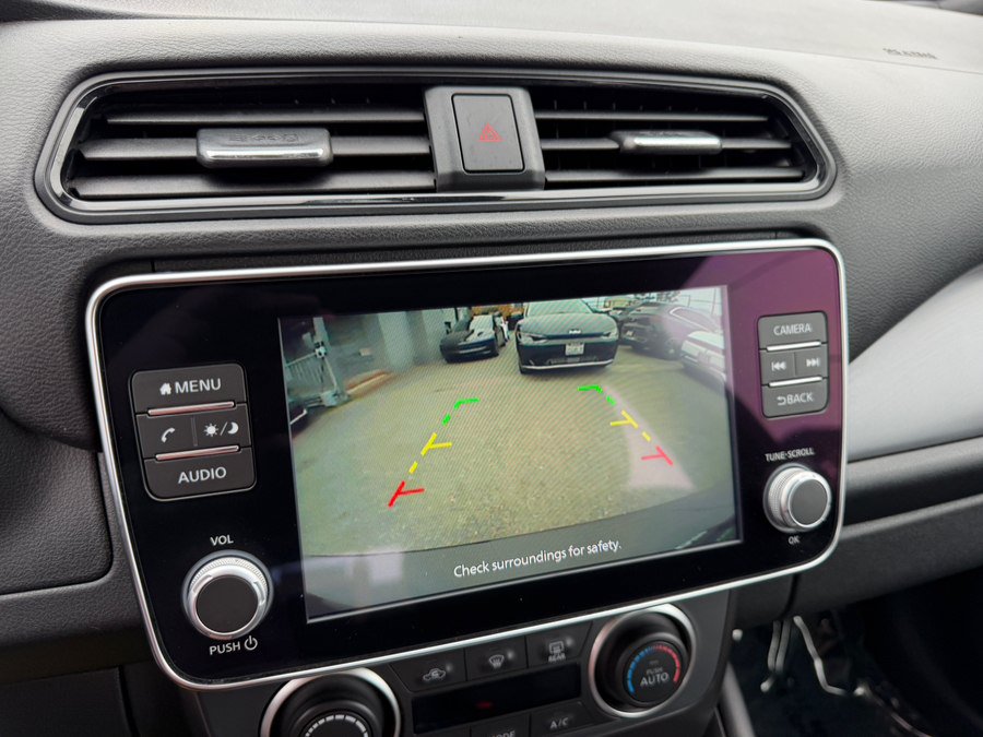 Used 2025 Nissan Leaf S FWD image 23