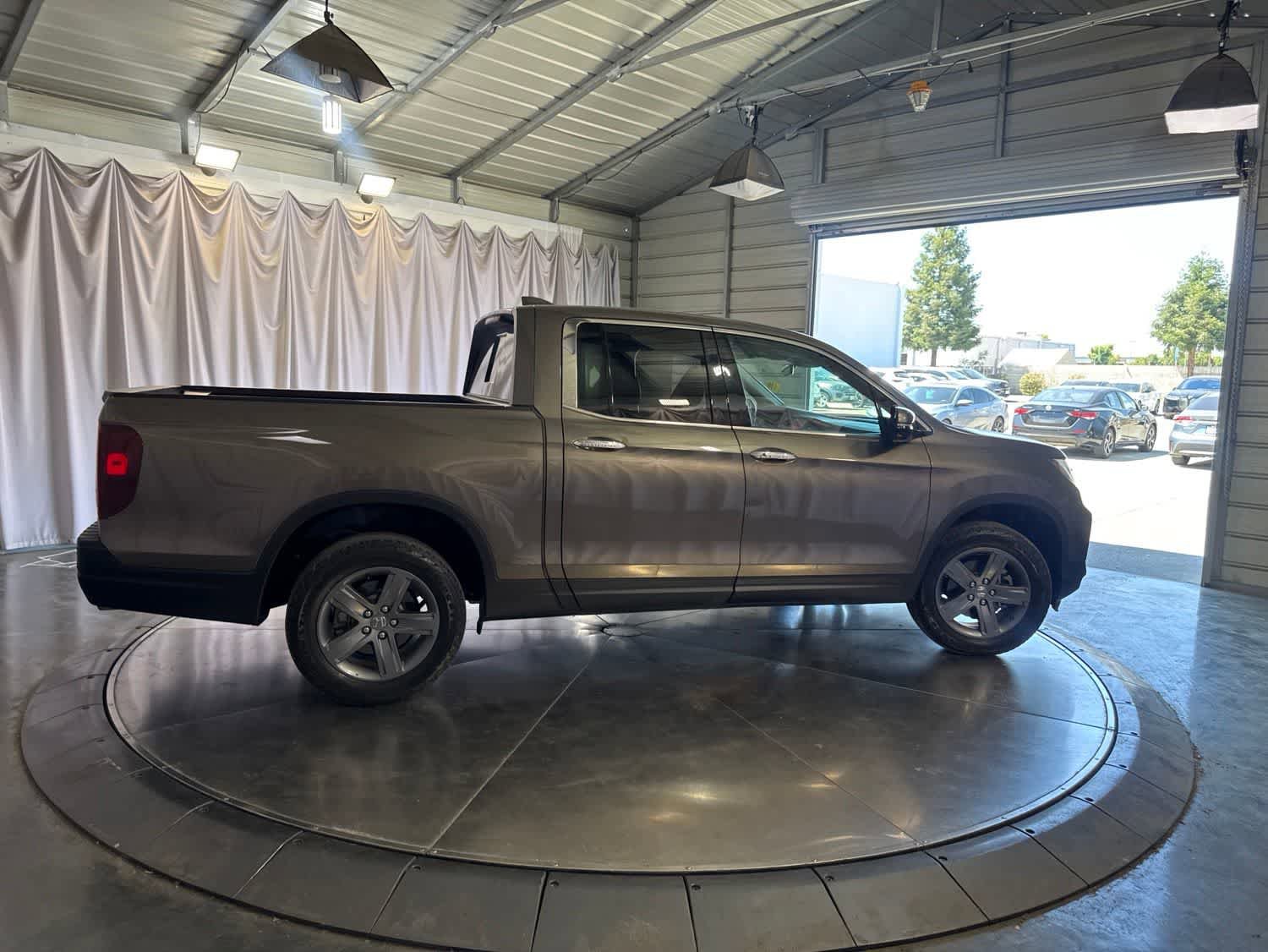 Used 2022 Honda Ridgeline RTL-E image 4