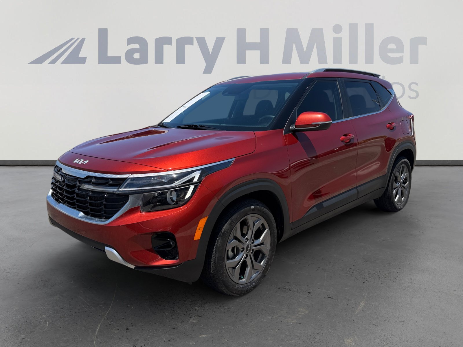 Used 2024 Kia Seltos S FWD image 1
