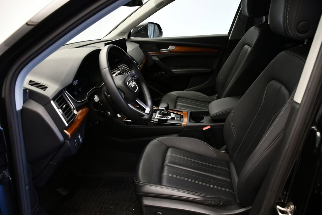 Certified 2023 Audi Q5 2.0T Premium Plus AWD/4WD image 6