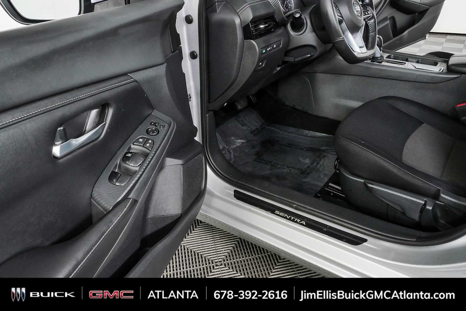 Used 2021 Nissan Sentra SV FWD image 7