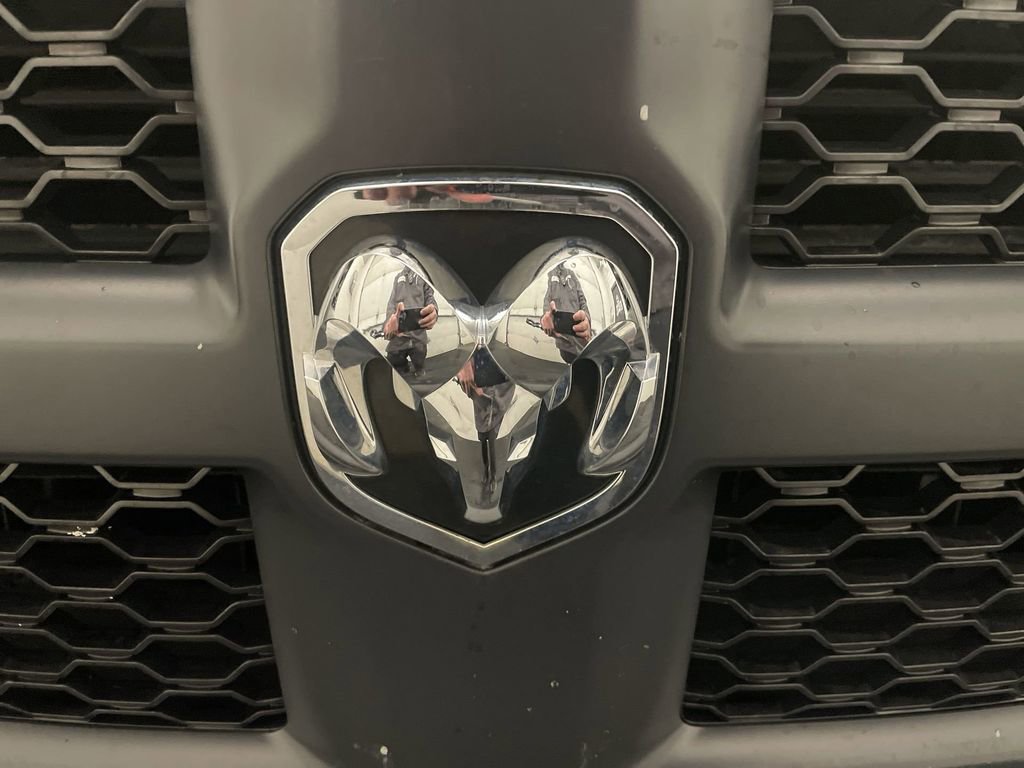 Used 2018 RAM 1500 Tradesman AWD/4WD image 23
