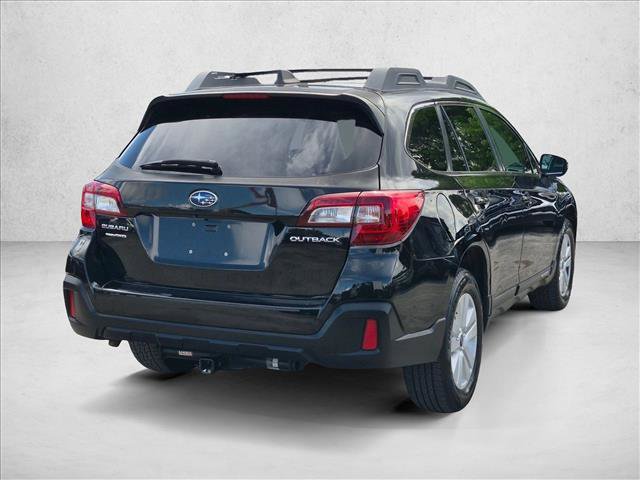 Used 2018 Subaru Outback 2.5i Premium AWD/4WD image 5