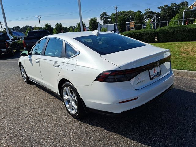 Used 2024 Honda Accord LX image 11
