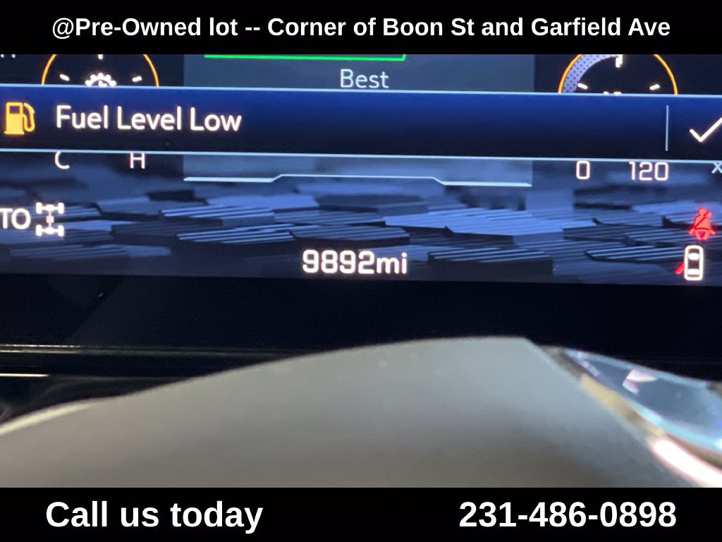 Used 2026 Chevrolet Tahoe Premier w/ Sun And Tow Package AWD/4WD image 22