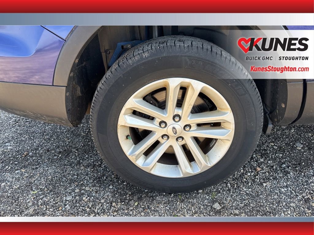 Used 2015 Ford Explorer XLT AWD/4WD image 14