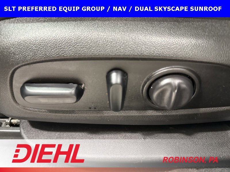 Used 2018 GMC Acadia SLT image 23