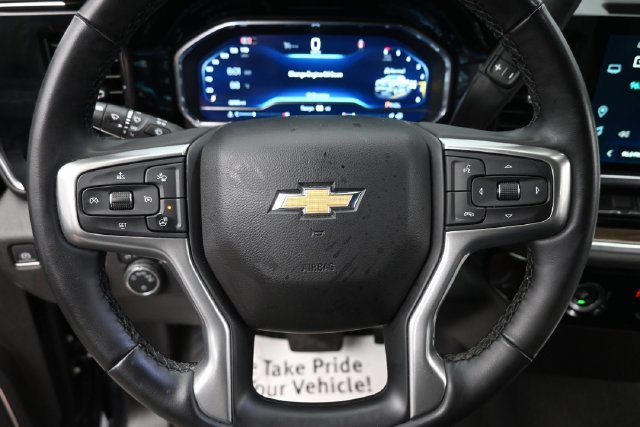 Used 2024 Chevrolet Silverado 1500 LT AWD/4WD image 15