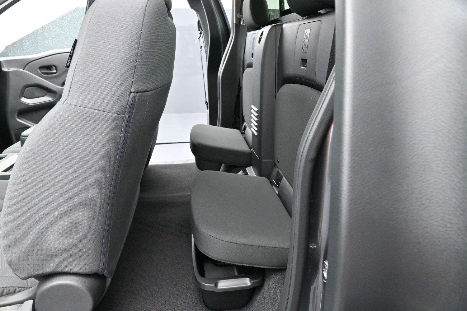 Used 2026 Nissan Frontier S w/ S Utility Package RWD image 24