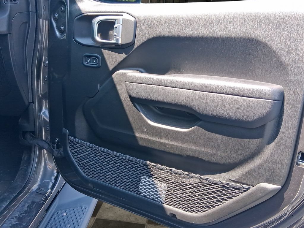 Used 2025 Jeep Gladiator Sport AWD/4WD image 10