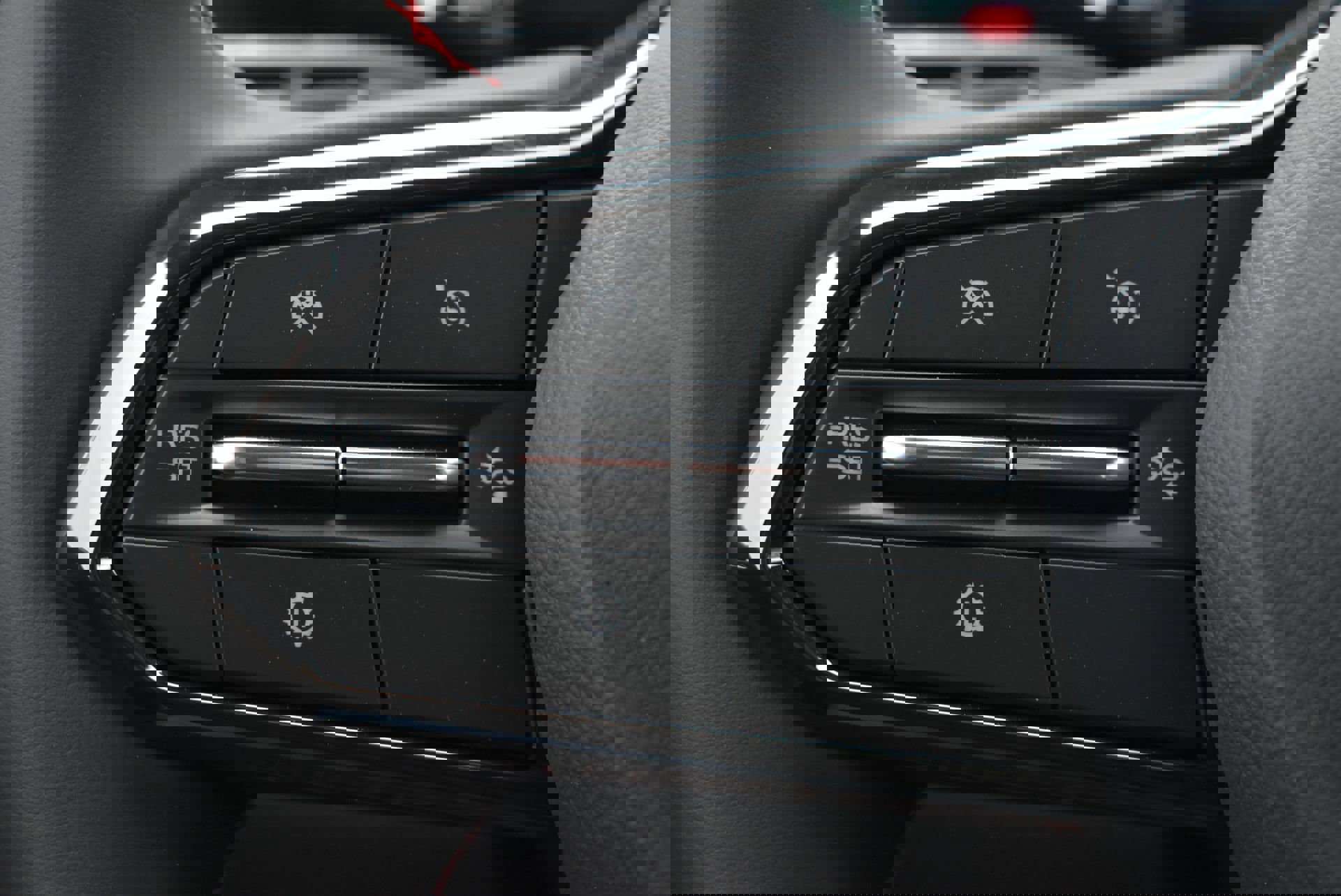 New 2026 Chevrolet Equinox RS w/ LPO, Floor Liner Package image 21