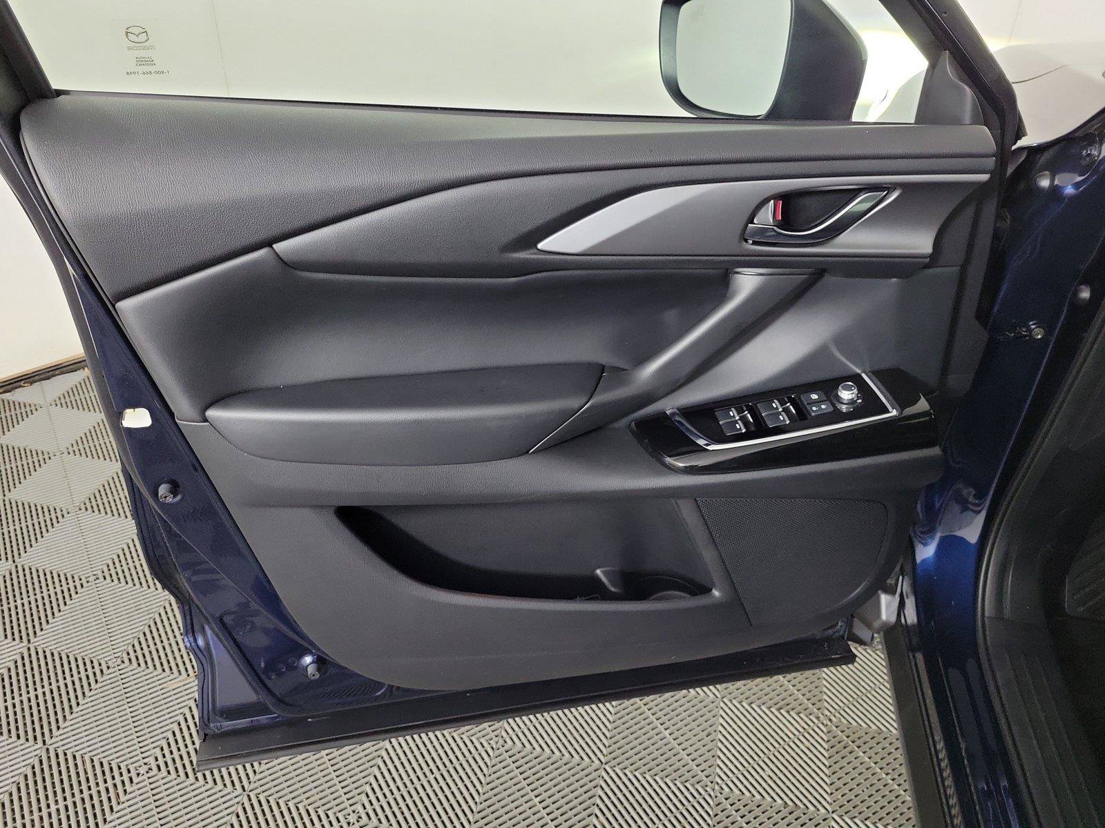 Used 2023 MAZDA CX-9 Touring AWD/4WD image 17
