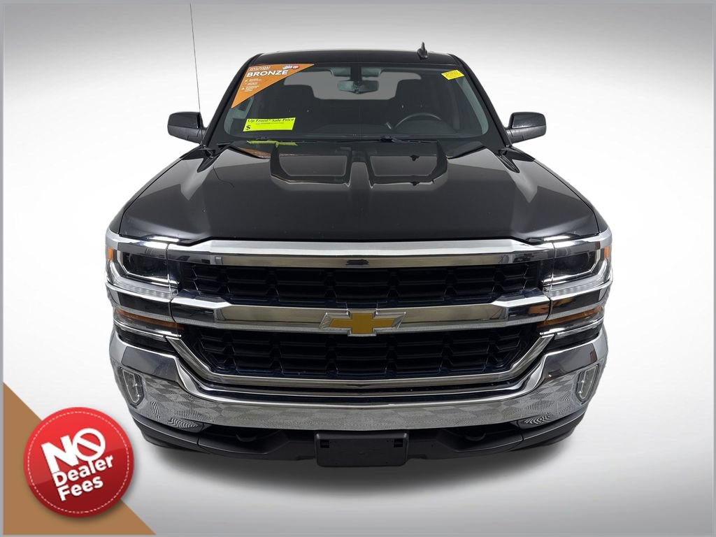 Used 2018 Chevrolet Silverado 1500 LT w/ All Star Edition AWD/4WD image 9