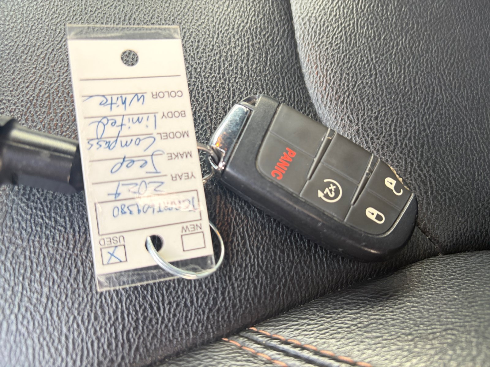 Used 2024 Jeep Compass Limited AWD/4WD image 34