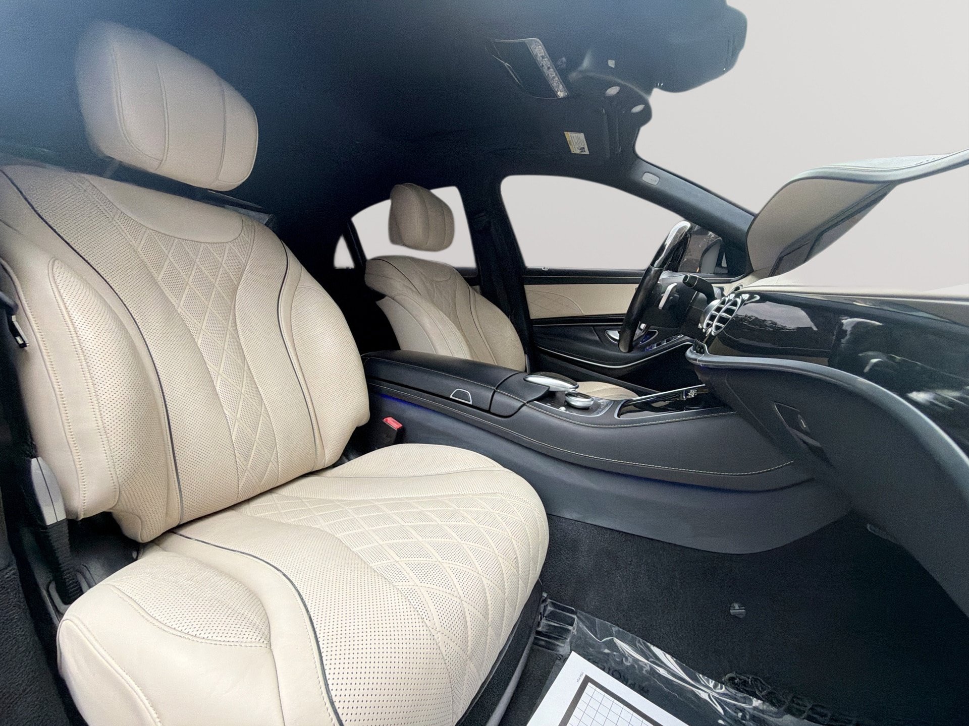 Used 2017 Mercedes-Benz S 550 Sedan image 28