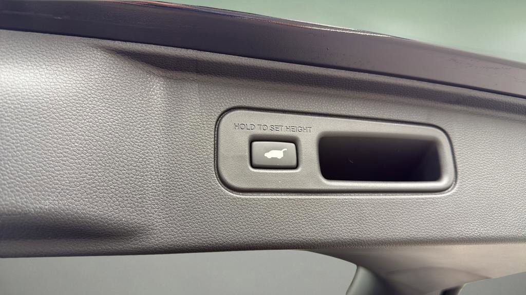 Used 2025 Honda Pilot Elite image 20