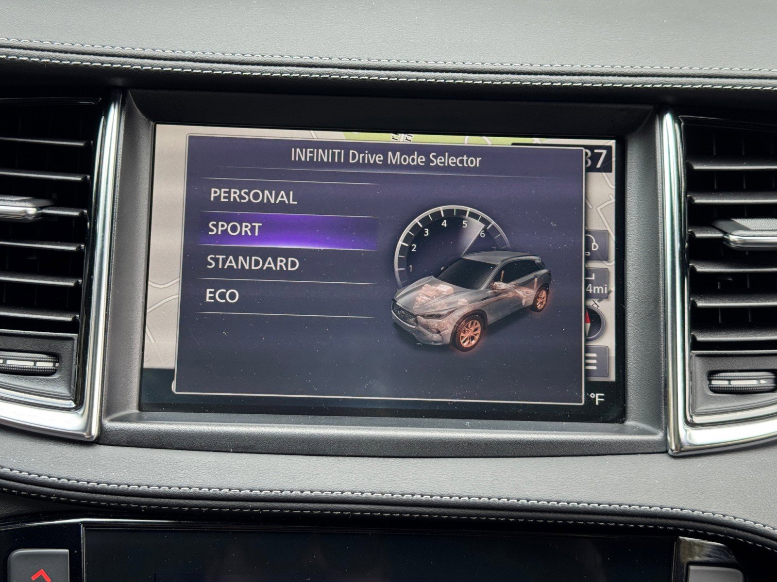 Used 2024 INFINITI QX50 Sport image 24