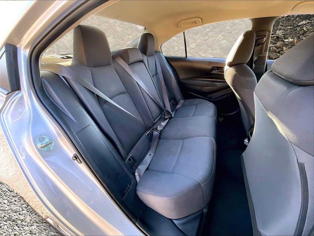 Used 2022 Toyota Corolla LE image 21