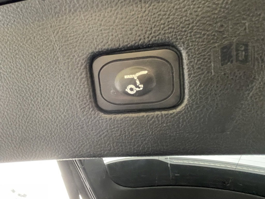 Used 2020 Ford Edge ST w/ Cold Weather Package image 21