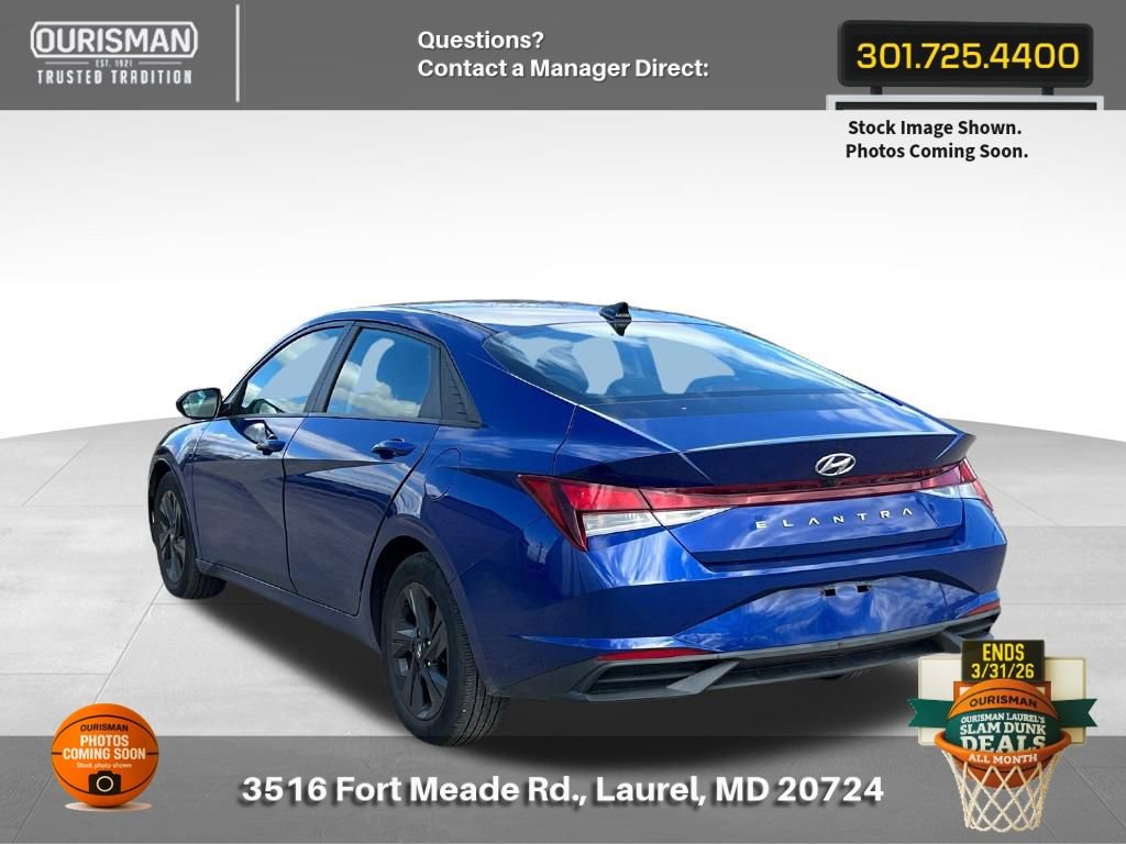 Certified 2023 Hyundai Elantra SEL w/ Preferred Accessory Package image 3