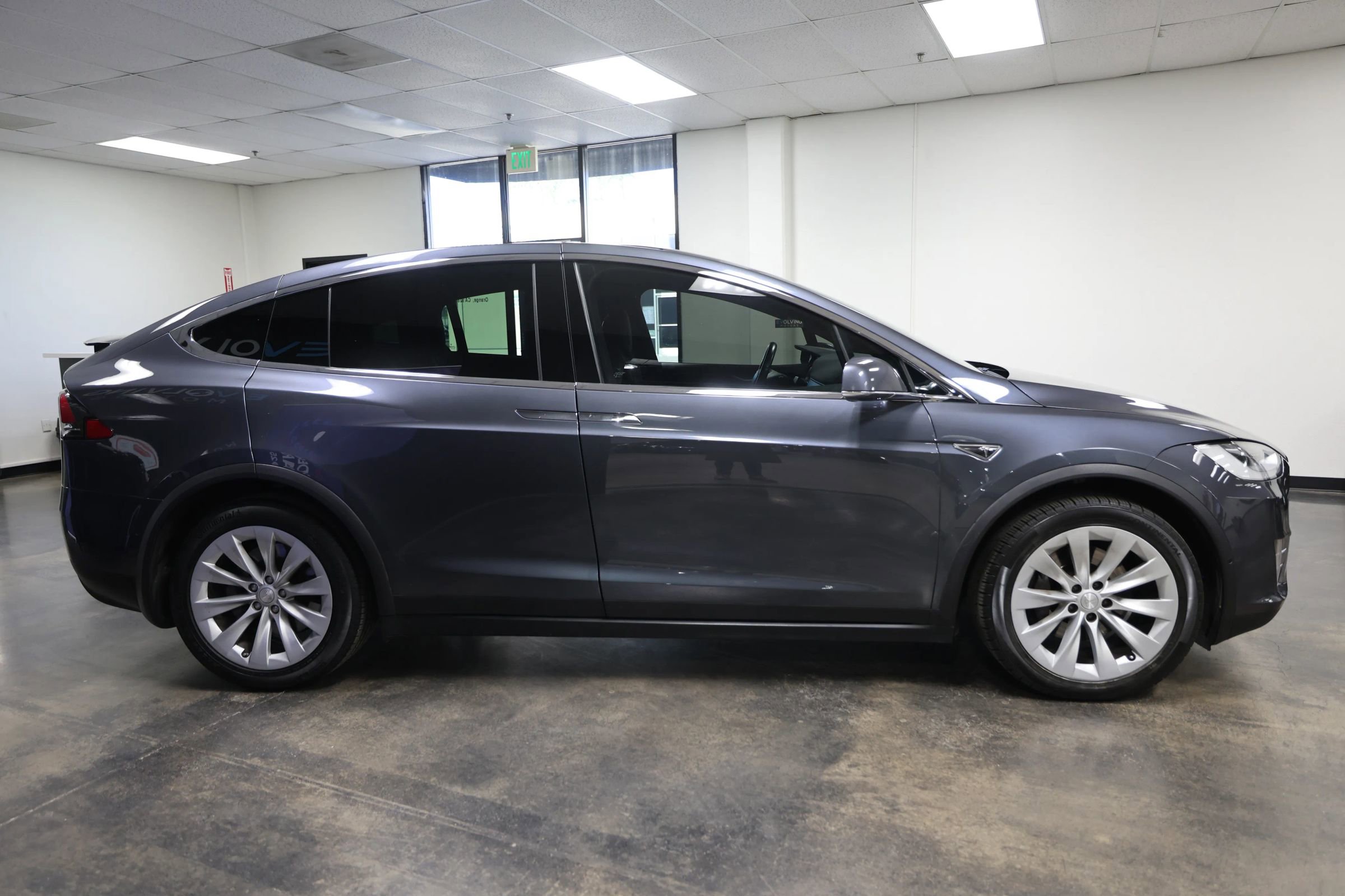 Used 2016 Tesla Model X 90D AWD/4WD image 7