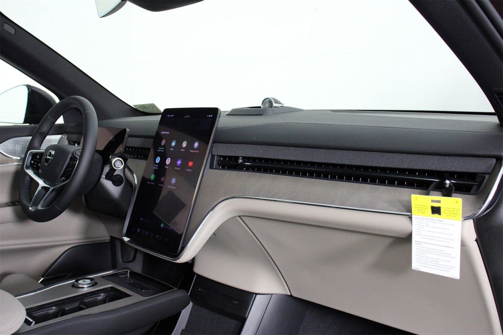 New 2025 Volvo EX90 Ultra image 9