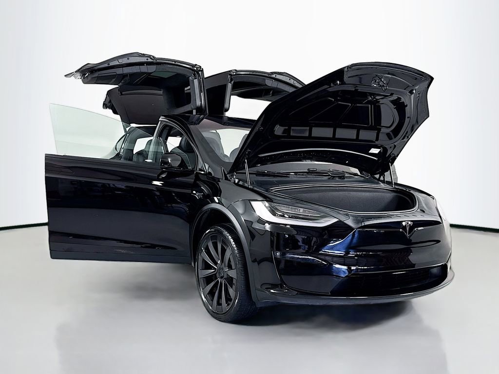 Used 2023 Tesla Model X AWD/4WD image 32