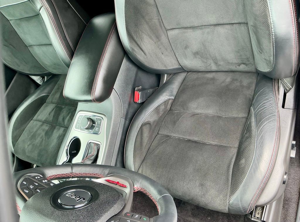 Used 2017 Jeep Grand Cherokee Trailhawk w/ Trailhawk Luxury Group image 41