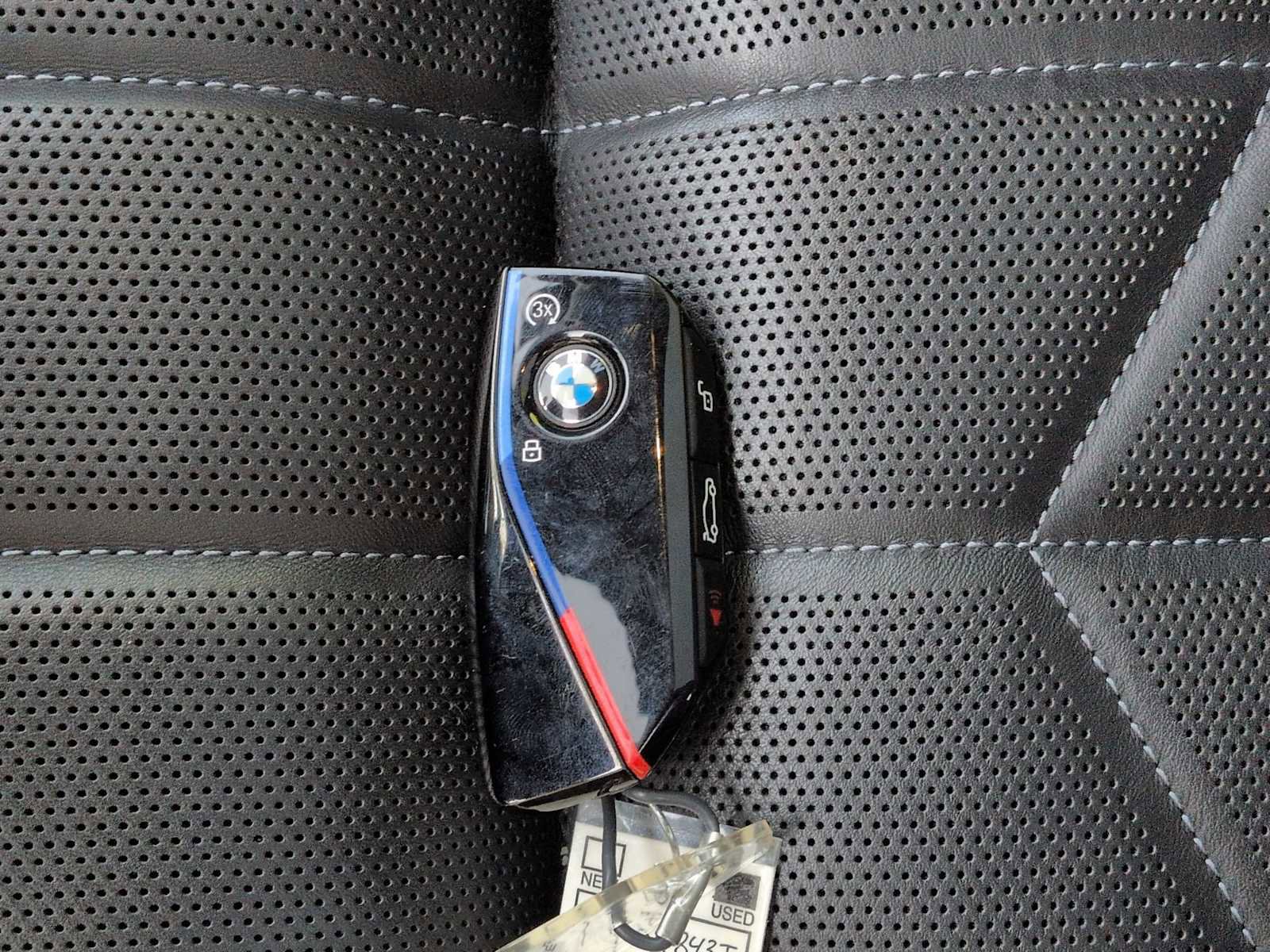 Certified 2024 BMW i7 M70 image 37