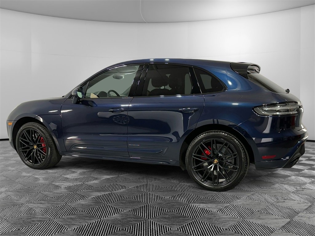 Used 2023 Porsche Macan GTS image 2
