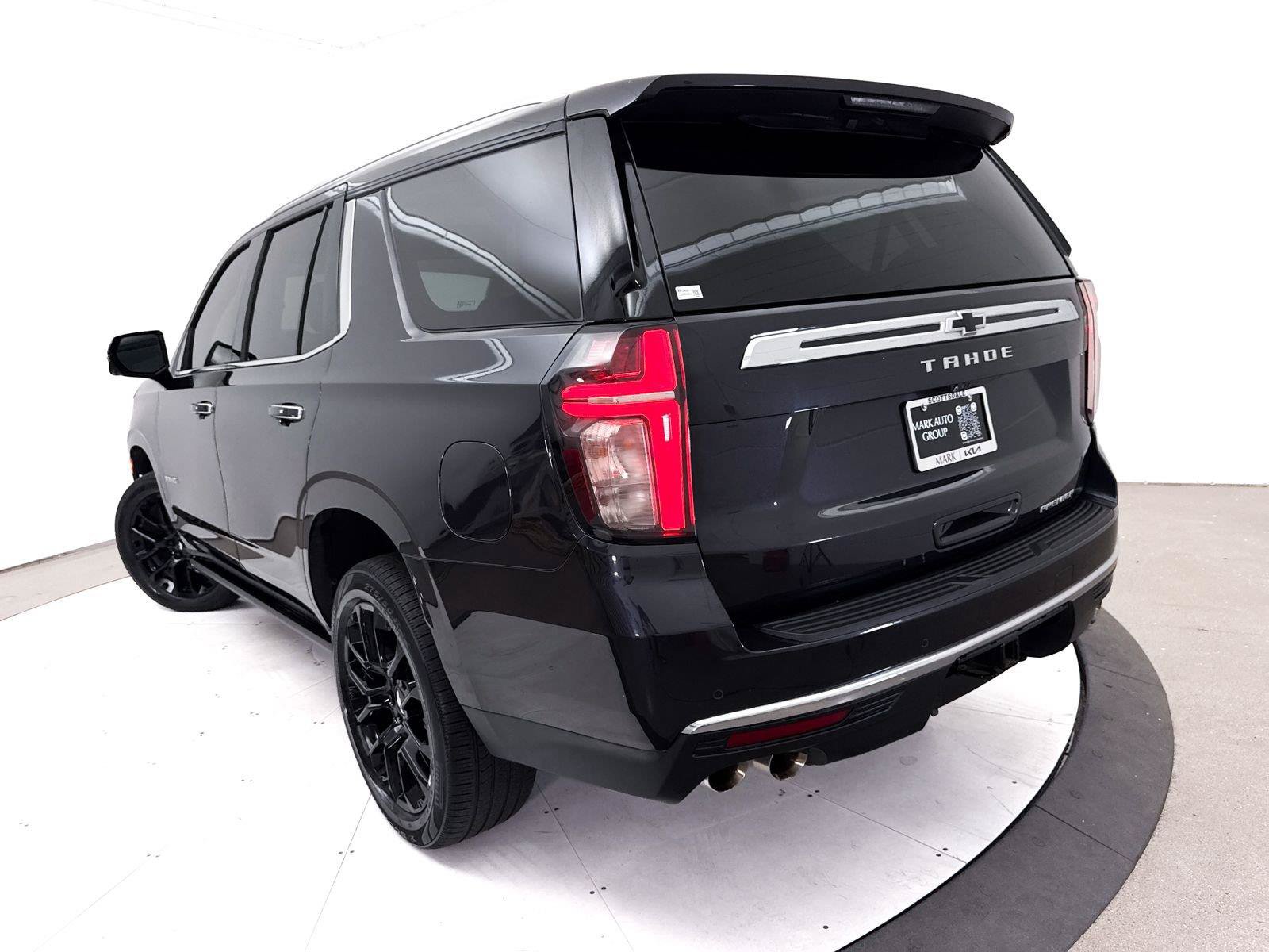 Used 2023 Chevrolet Tahoe Premier AWD/4WD image 8