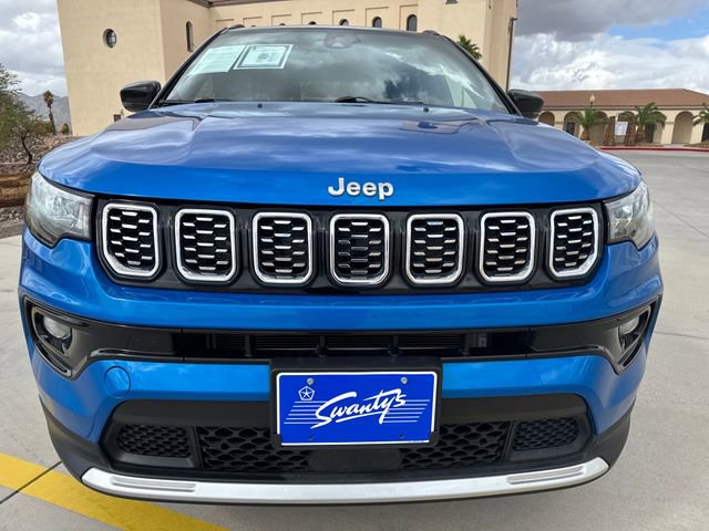 Used 2024 Jeep Compass Limited image 8