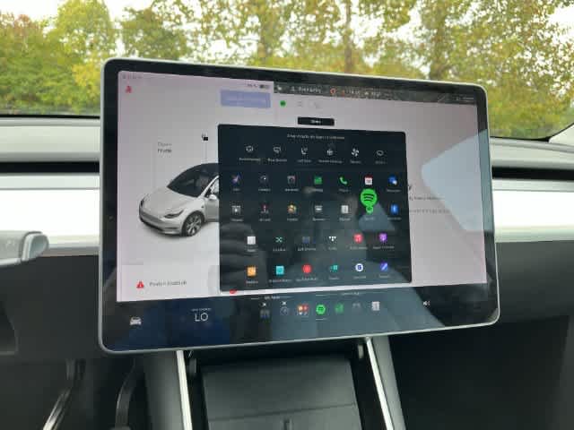 Used 2021 Tesla Model Y Long Range AWD/4WD image 27